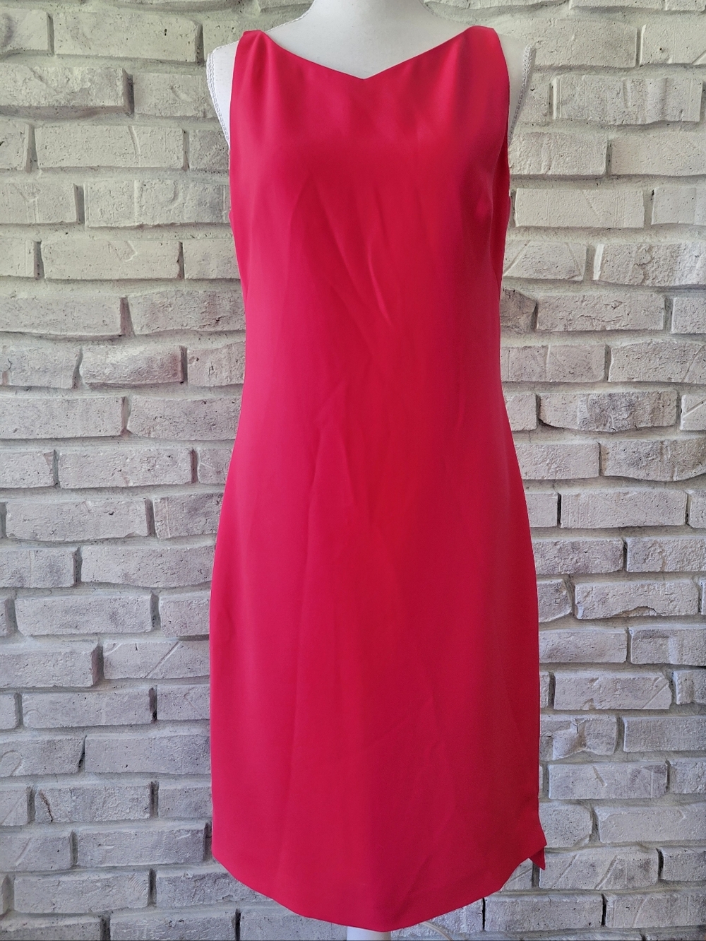 NWT Tahari Yarden Sleeveless Sheath Dress Fuchsia Pink Formal Party Evening 8